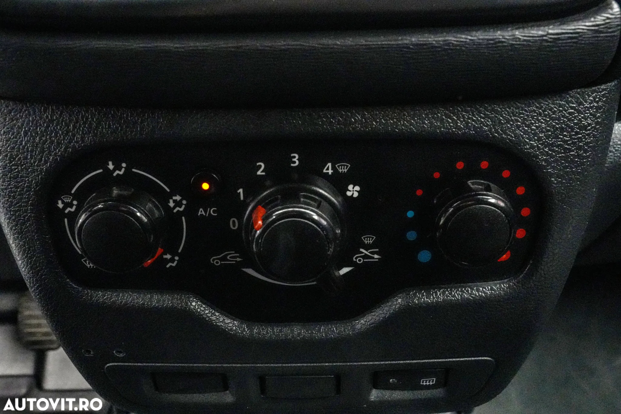 Dacia Dokker - 10
