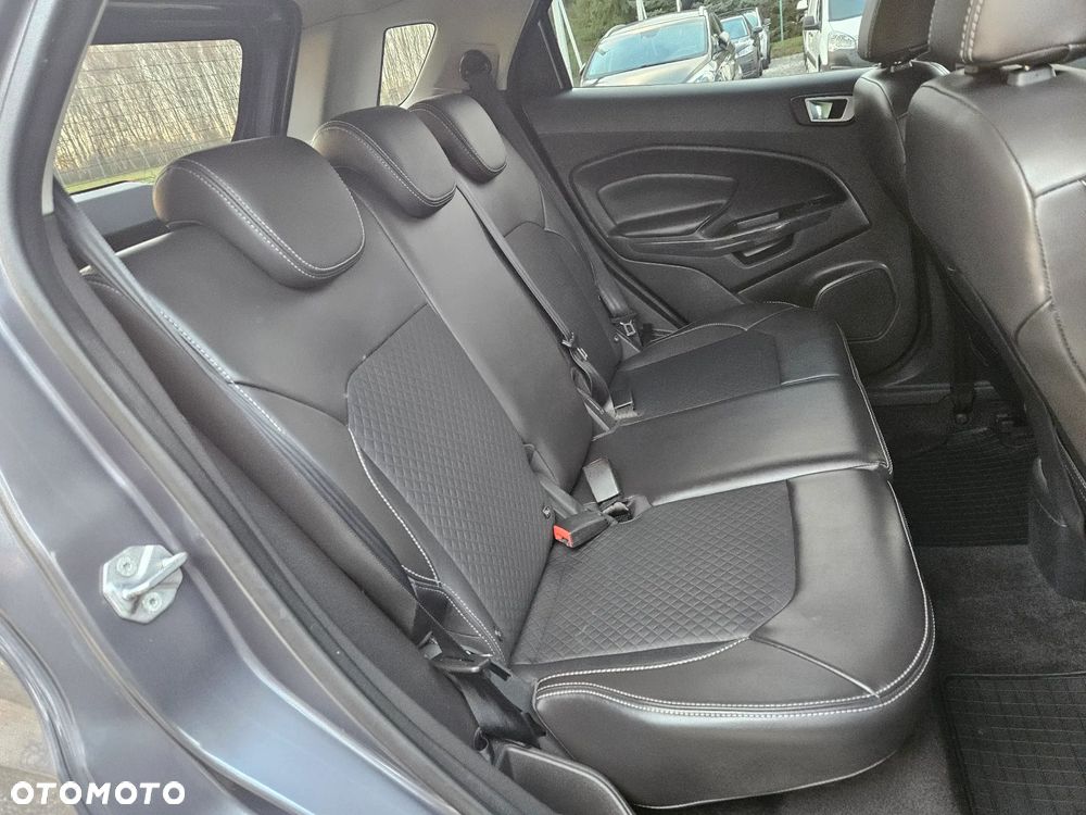 Ford EcoSport - 32