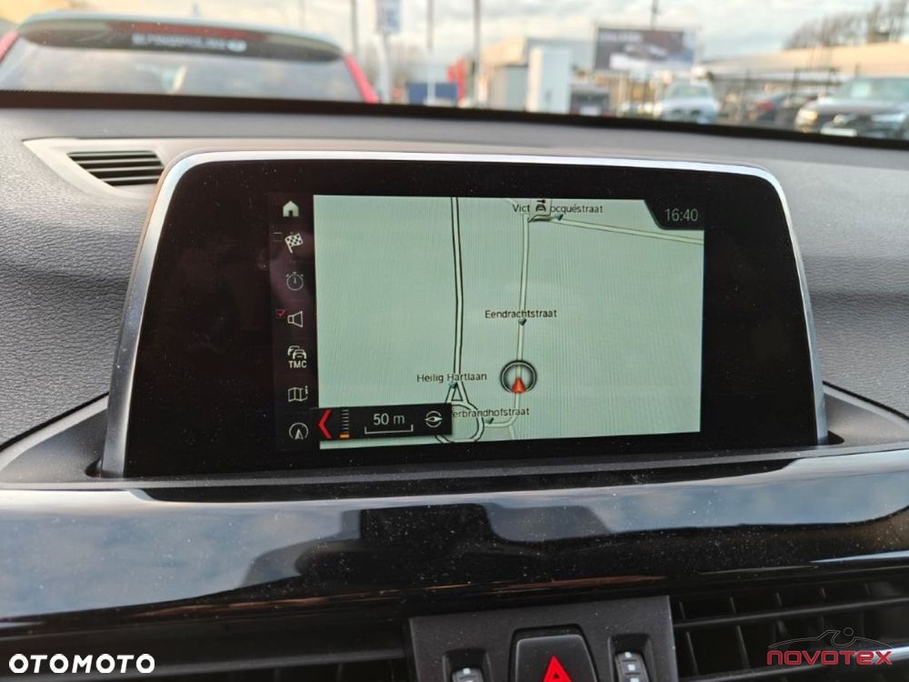 BMW X1 sDrive18i Advantage - 11