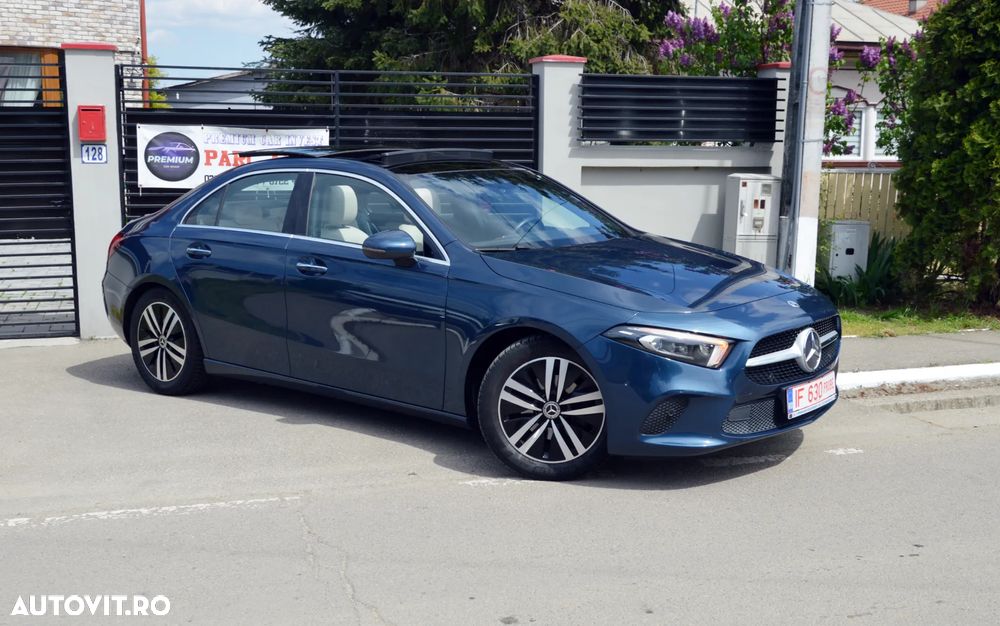 Mercedes-Benz A 180 Sedan 7G-DCT Lim. Special Edition - 39