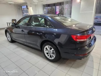 Audi A4 2.0 TDI Advance - 14