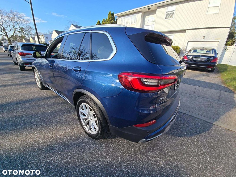 BMW X5 xDrive40i - 2