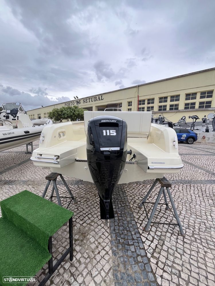 Invictus Yachts CAPOFORTE FX 190 - 14