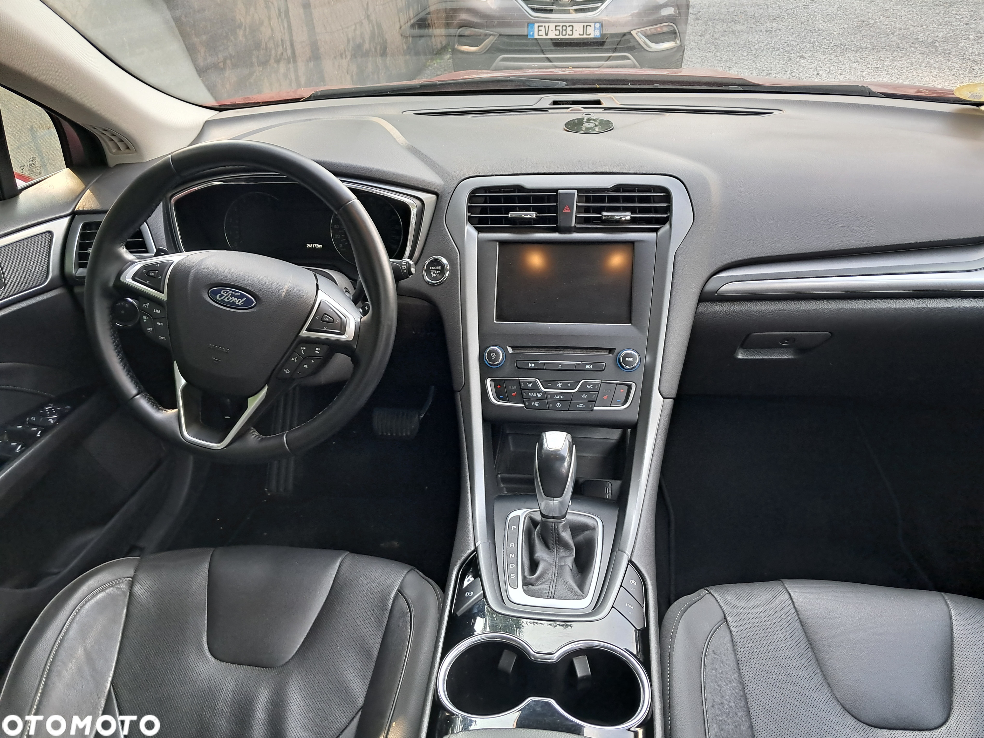 Ford Mondeo - 10