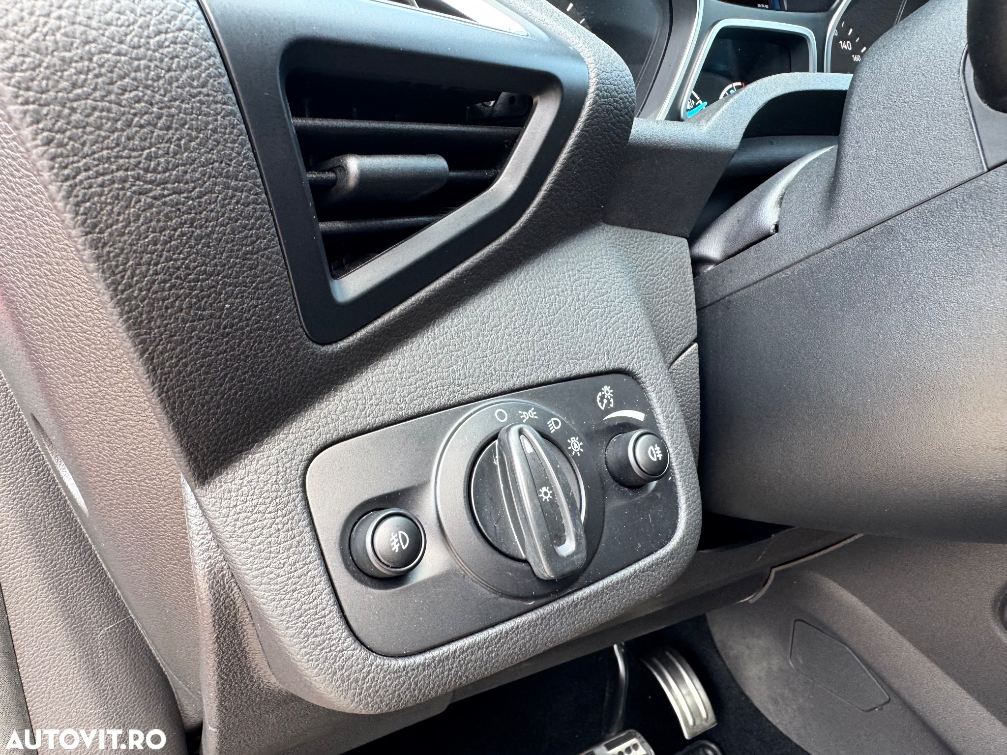 Ford Kuga 2.0 TDCi 4WD Powershift ST-Line - 22