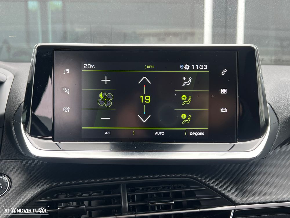 Peugeot 2008 1.2 PureTech Allure - 16