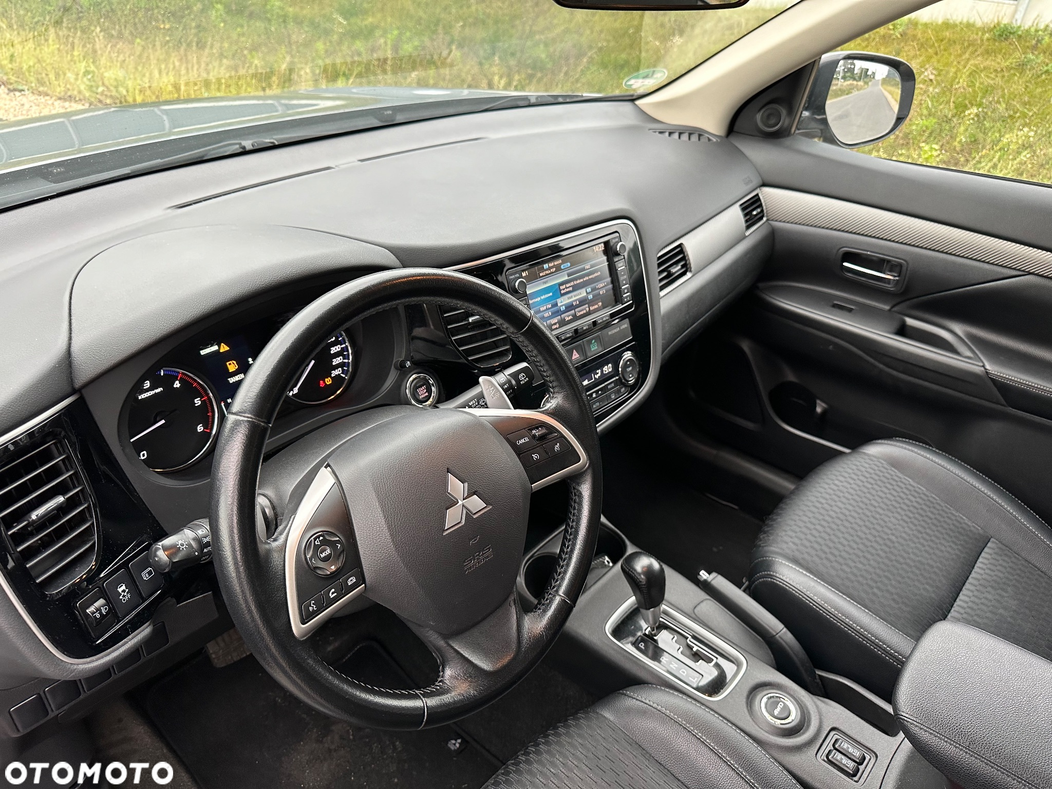 Mitsubishi Outlander 2.2 DI-D 4WD Automatik Instyle - 10