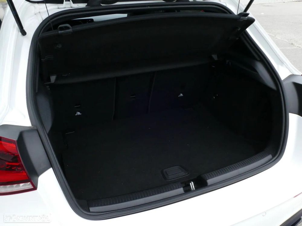 Mercedes-Benz A 35 AMG 4Matic - 14