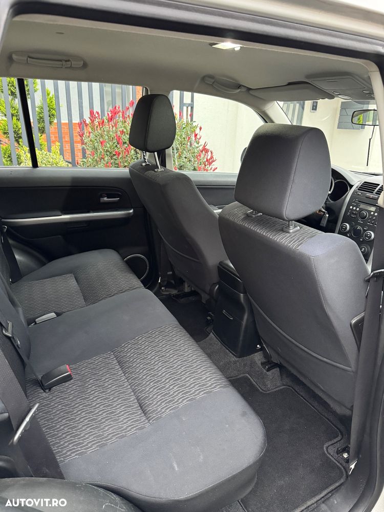 Suzuki Grand Vitara 1.9 DDiS Comfort + DPF - 11
