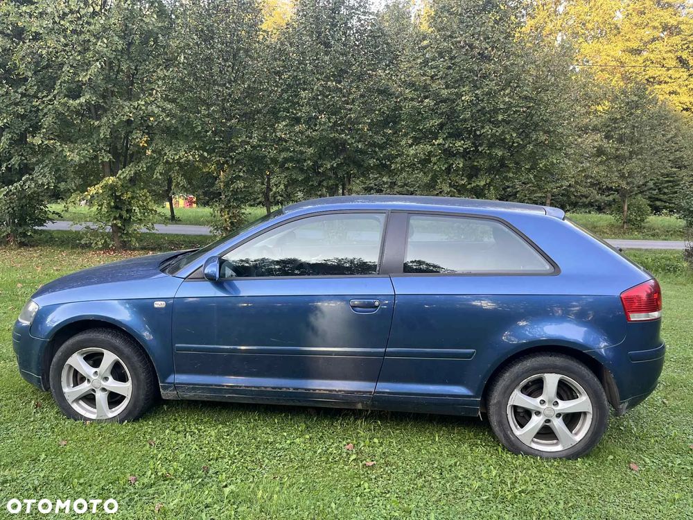 Audi A3 1.9 TDI Ambiente - 4