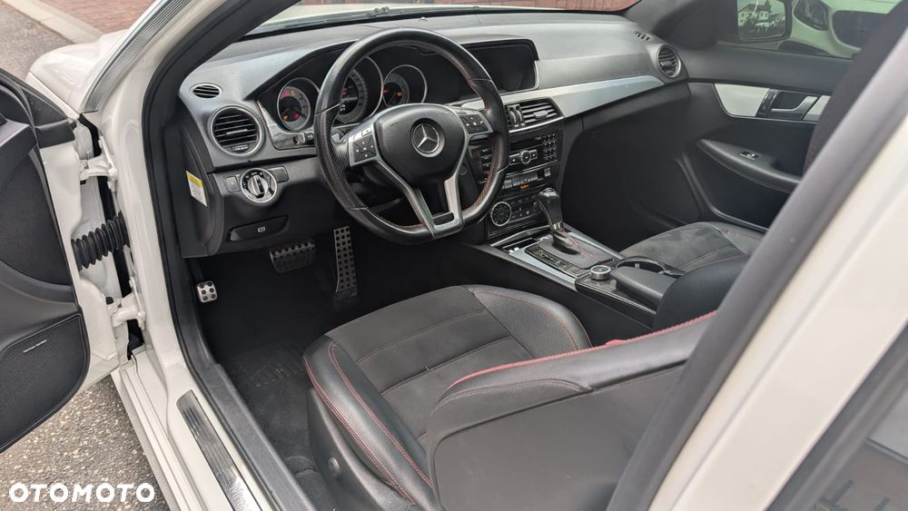 Mercedes-Benz Klasa C 250 Sport 7G-TRONIC - 21