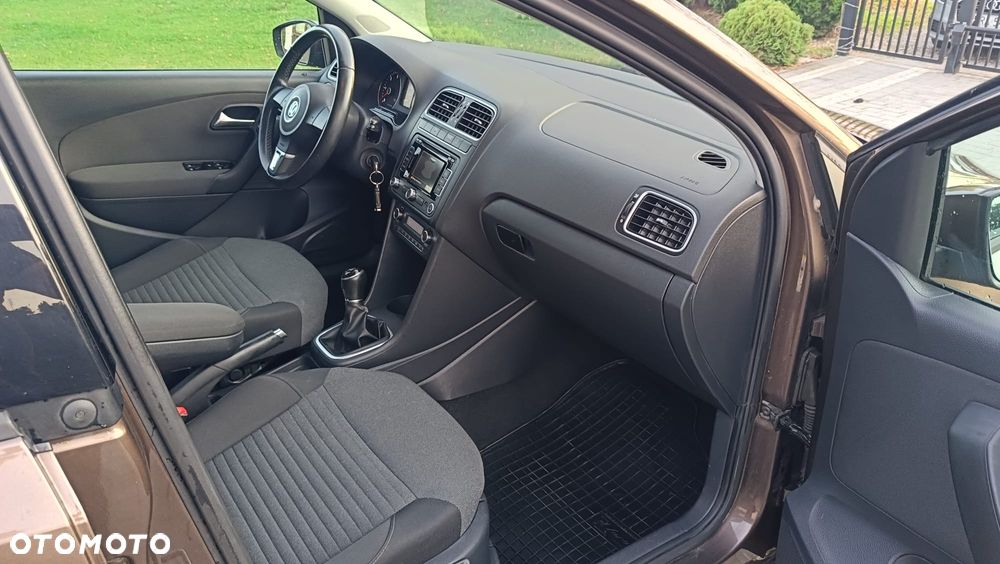 Volkswagen Polo 1.6 TDI DPF Highline - 17