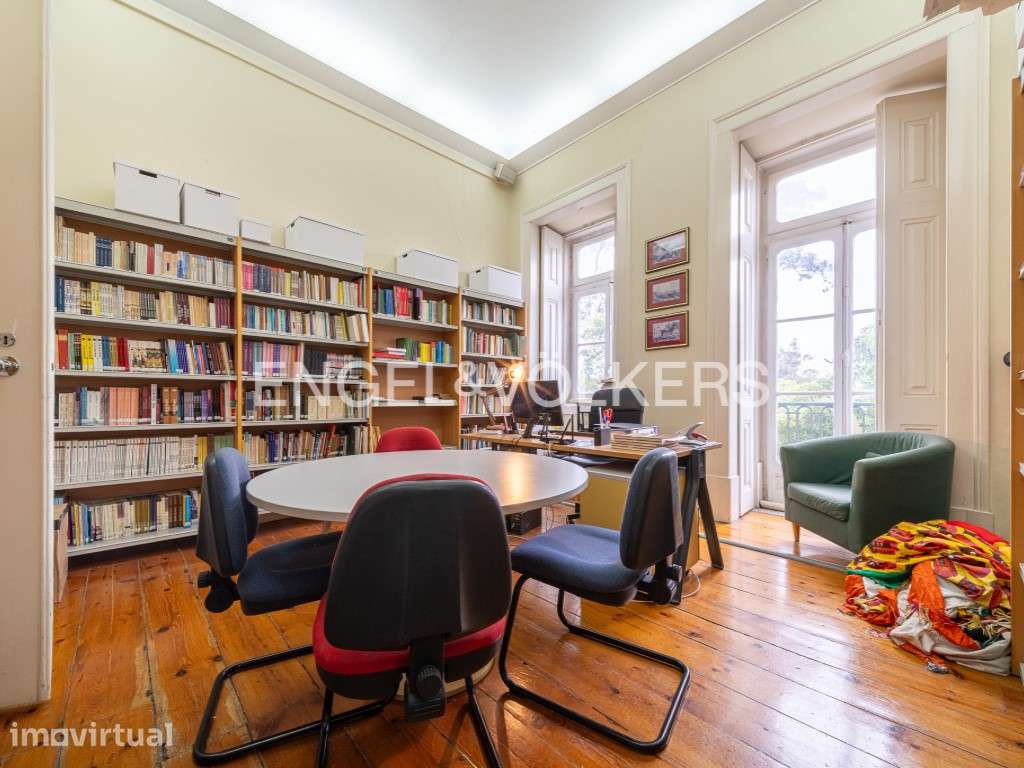 Amplo apartamento na Praça do Príncipe Real - Grande imagem: 2/36