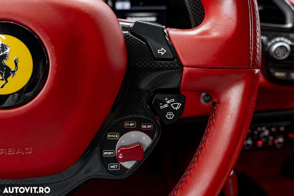 Ferrari 488 GTB - 33