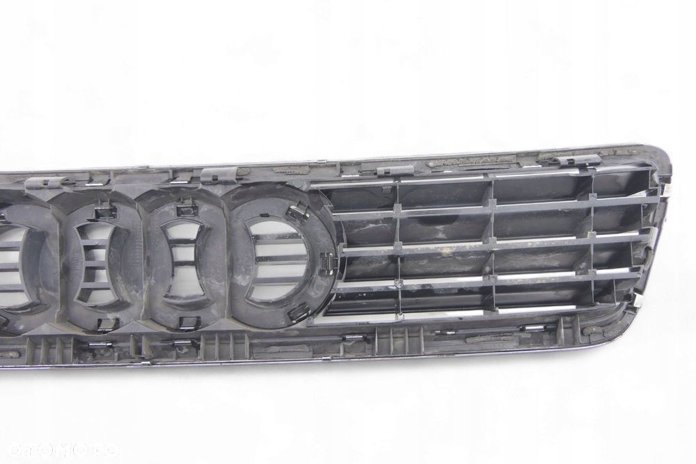 Grill Atrapa Chłodnicy AUDI A4 B5 8D0853651R - 4