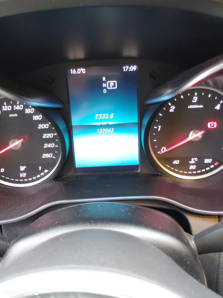 Mercedes-Benz Klasa C 220 d 9G-TRONIC AMG Line - 36