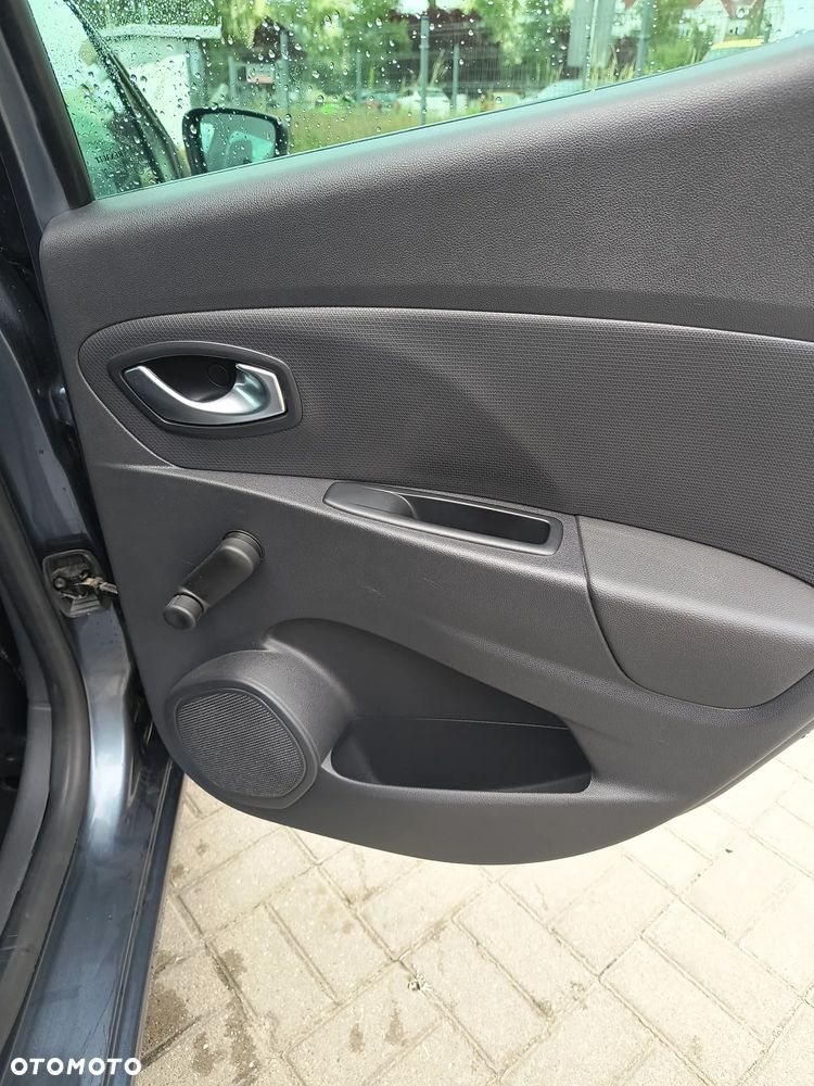 Renault Clio 0.9 TCe Limited - 11