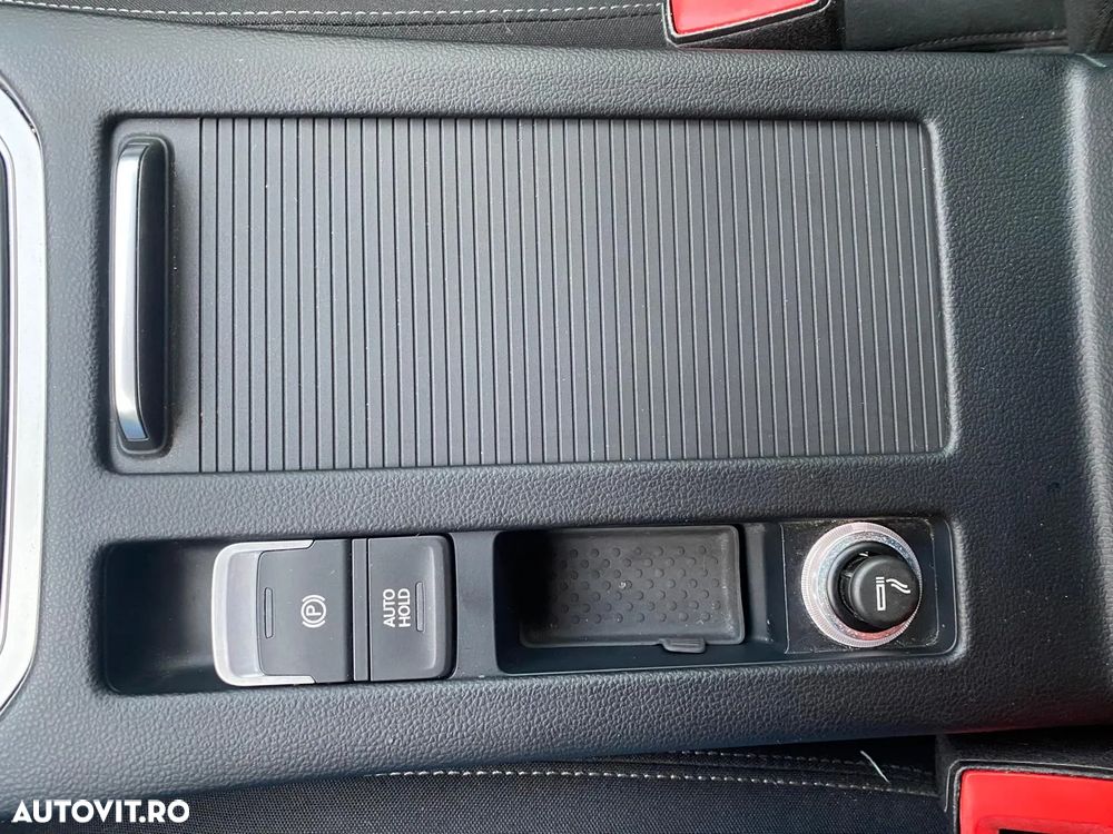 Volkswagen Passat - 17