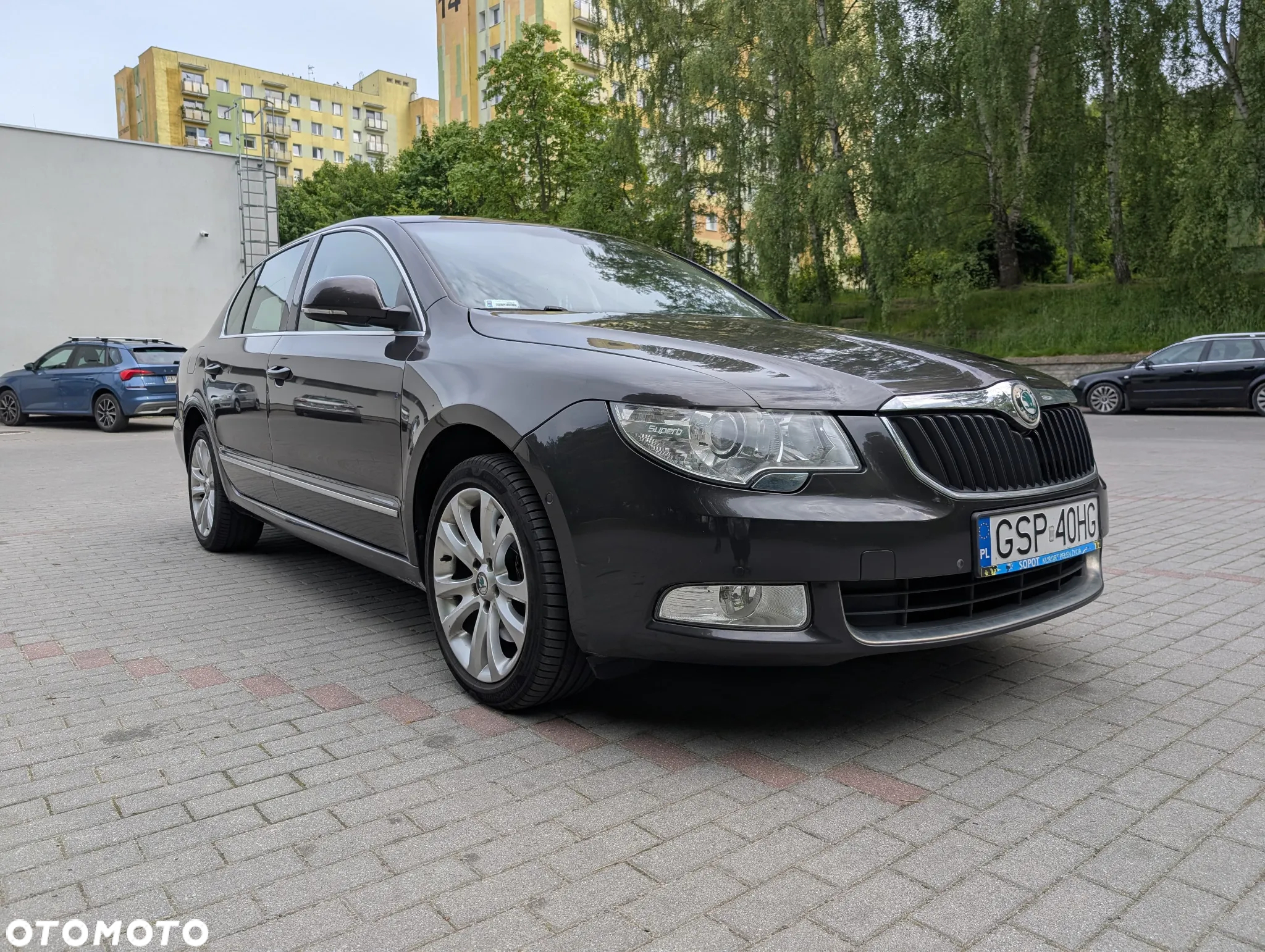 Skoda Superb 2.0 TDI Elegance DSG - 10