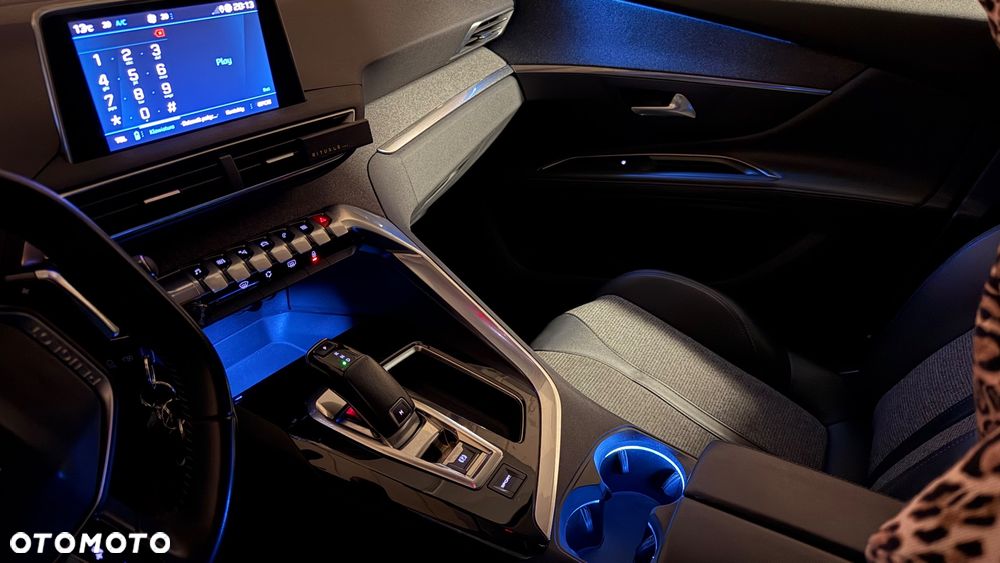 Peugeot 5008 1.2 PureTech Allure Pack S&S EAT8 - 10