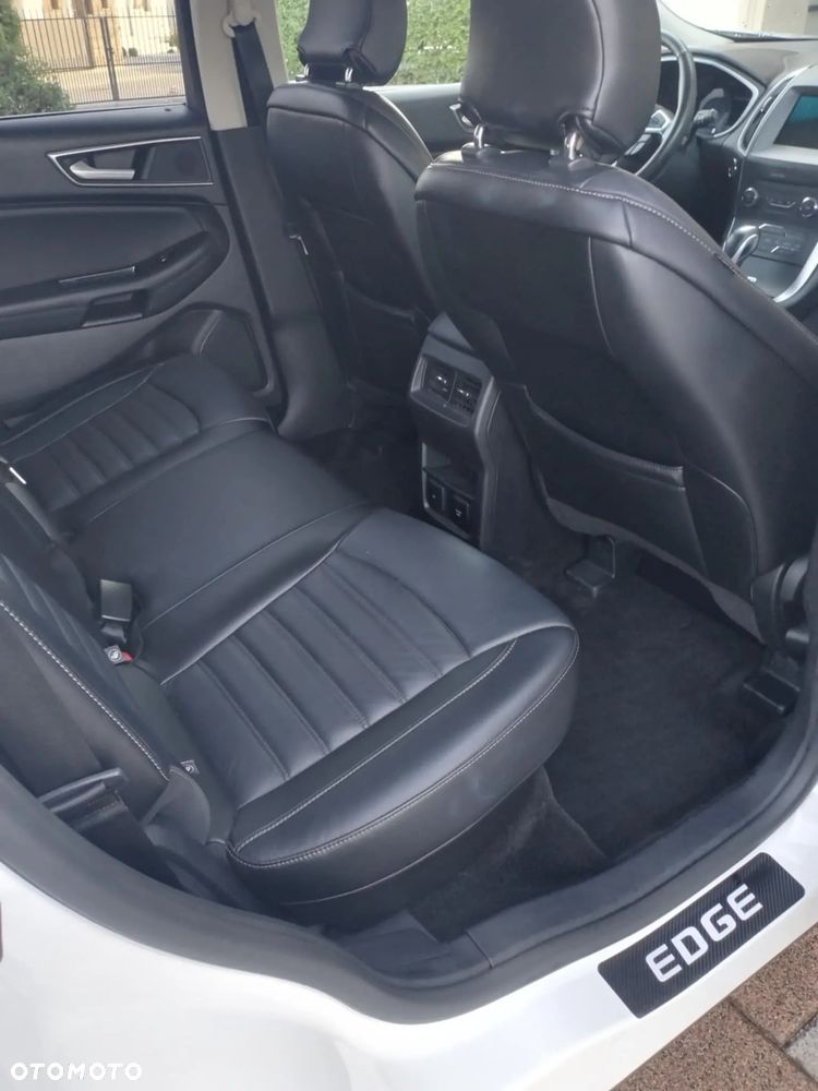 Ford Edge - 21