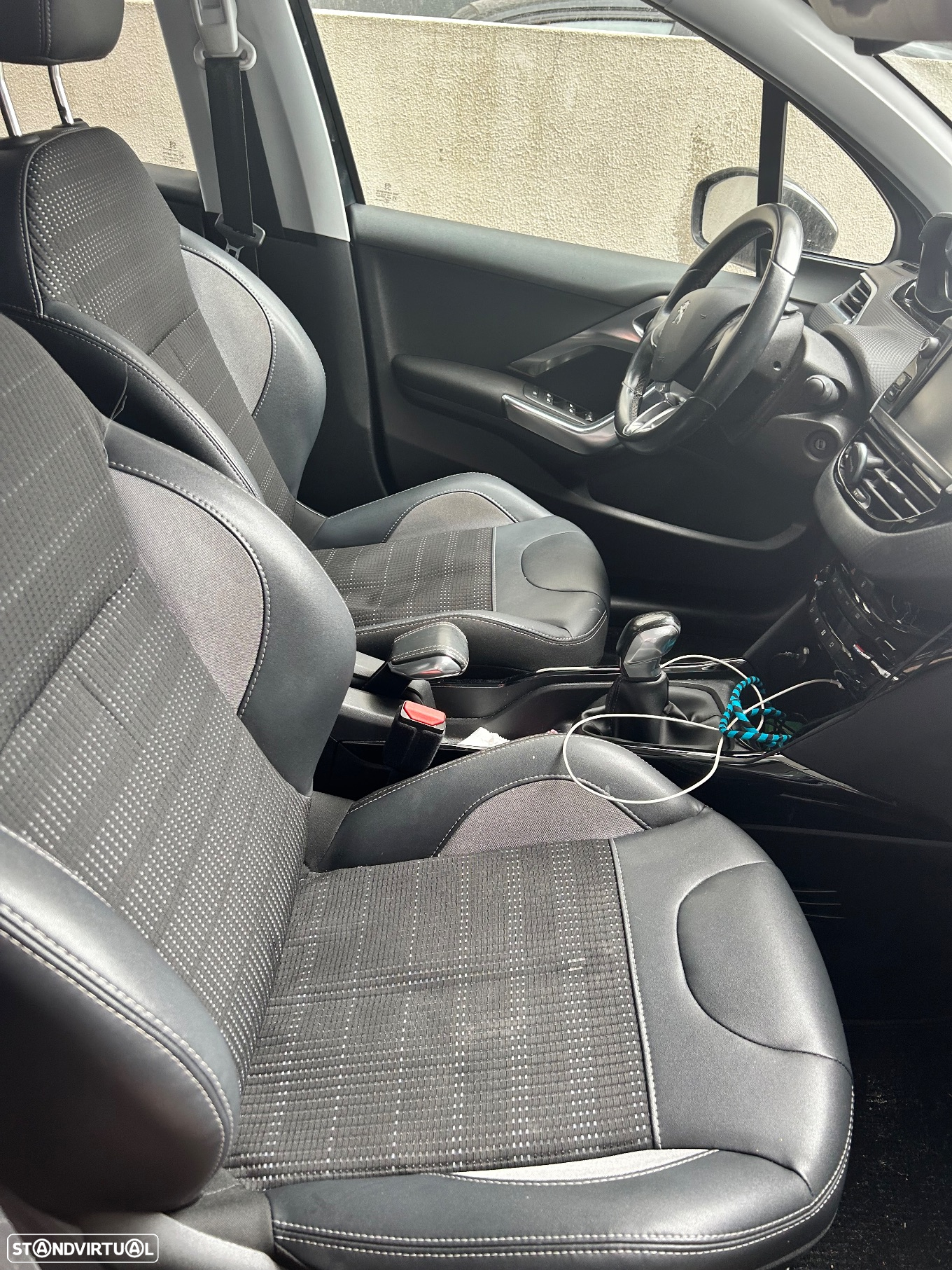 Peugeot 2008 1.6 BlueHDi Allure - 8