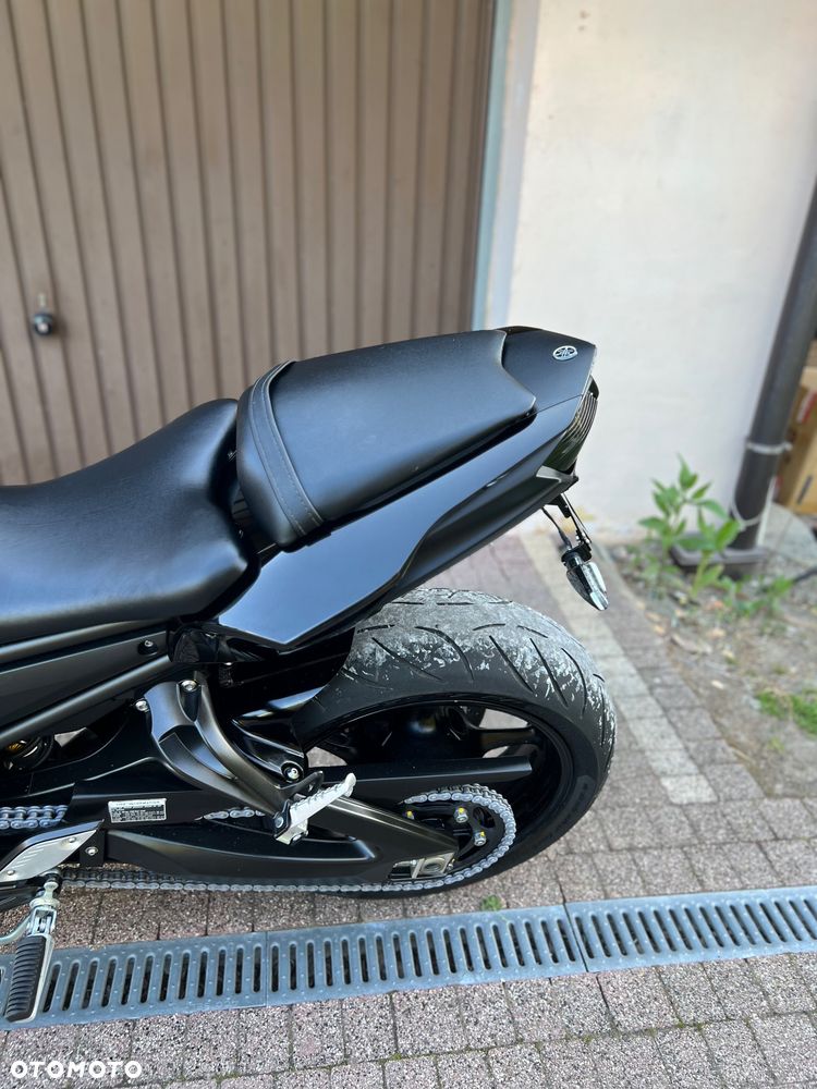 Yamaha FZ8 - 21