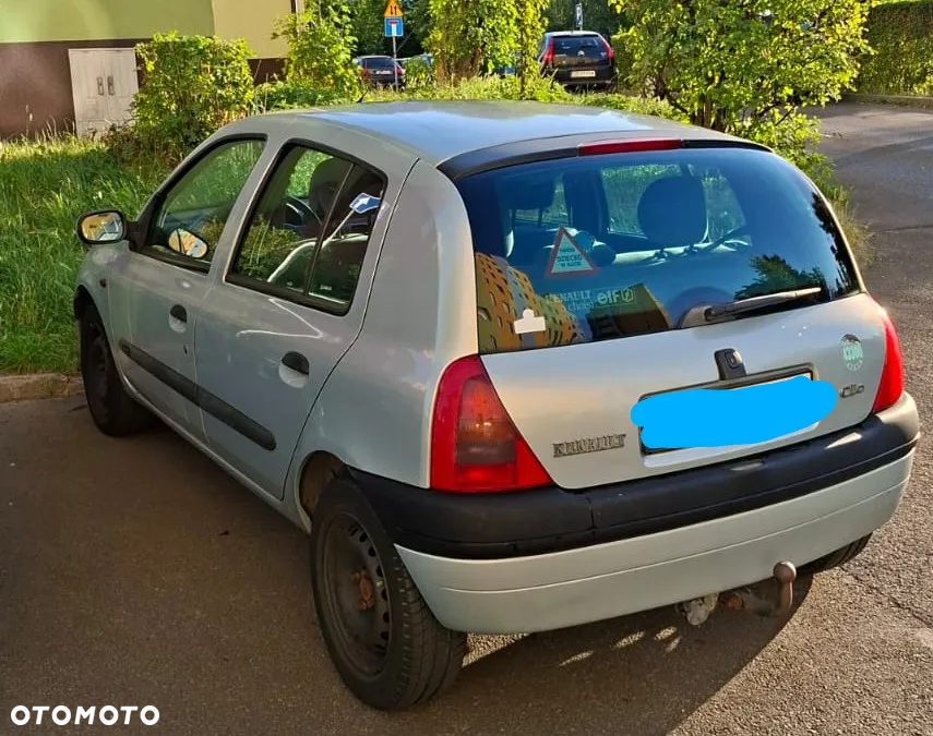 Renault Clio - 2