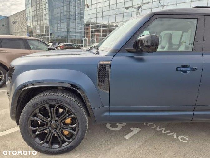 Land Rover Defender 110 P635 OCTA - 5