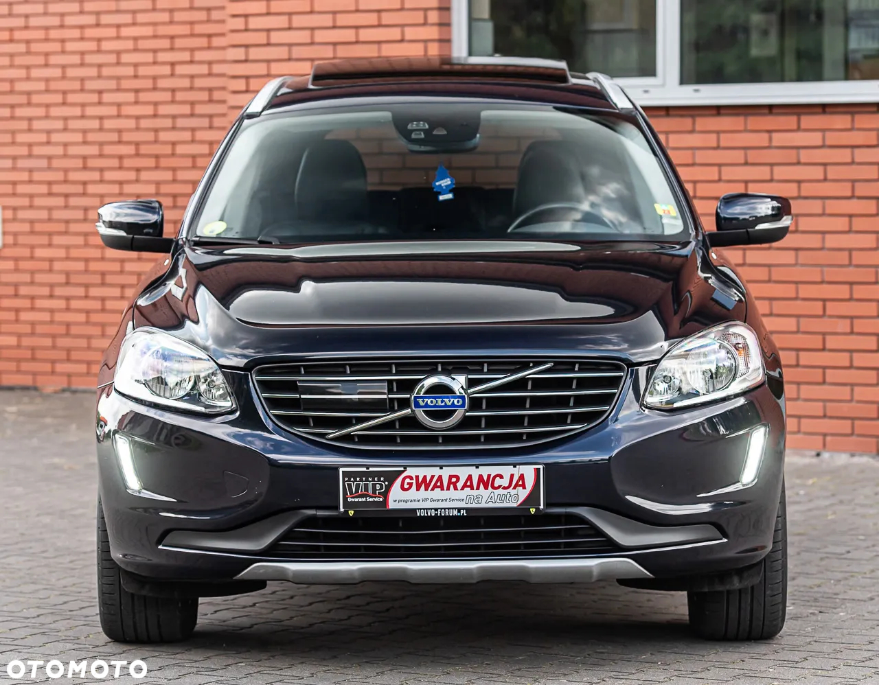 Volvo XC 60 D3 Momentum Pro - 4