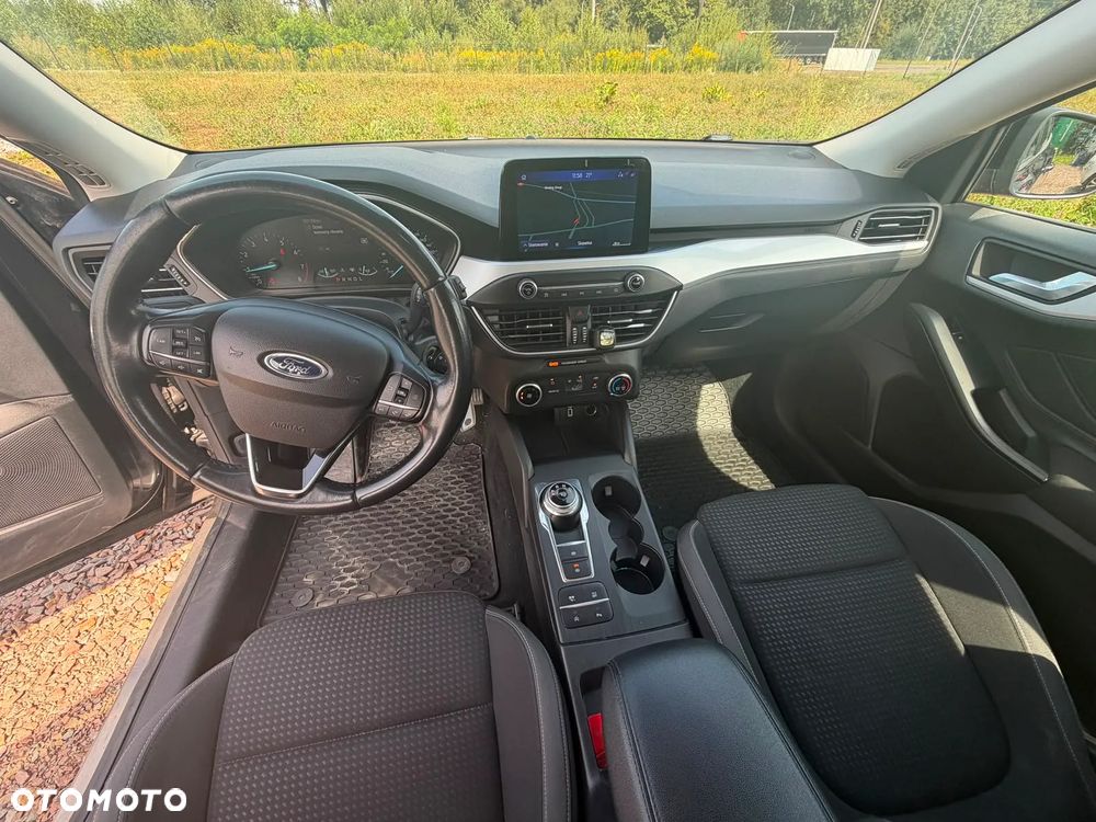 Ford Focus 1.0 EcoBoost Titanium - 30