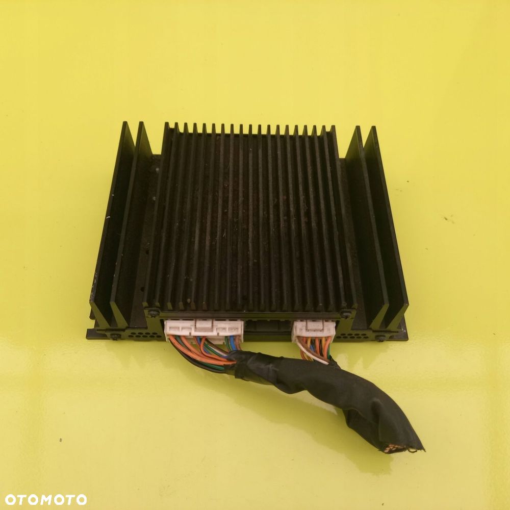 WZMACNIACZ 963703Z101 HYUNDAI I40 12R - 1