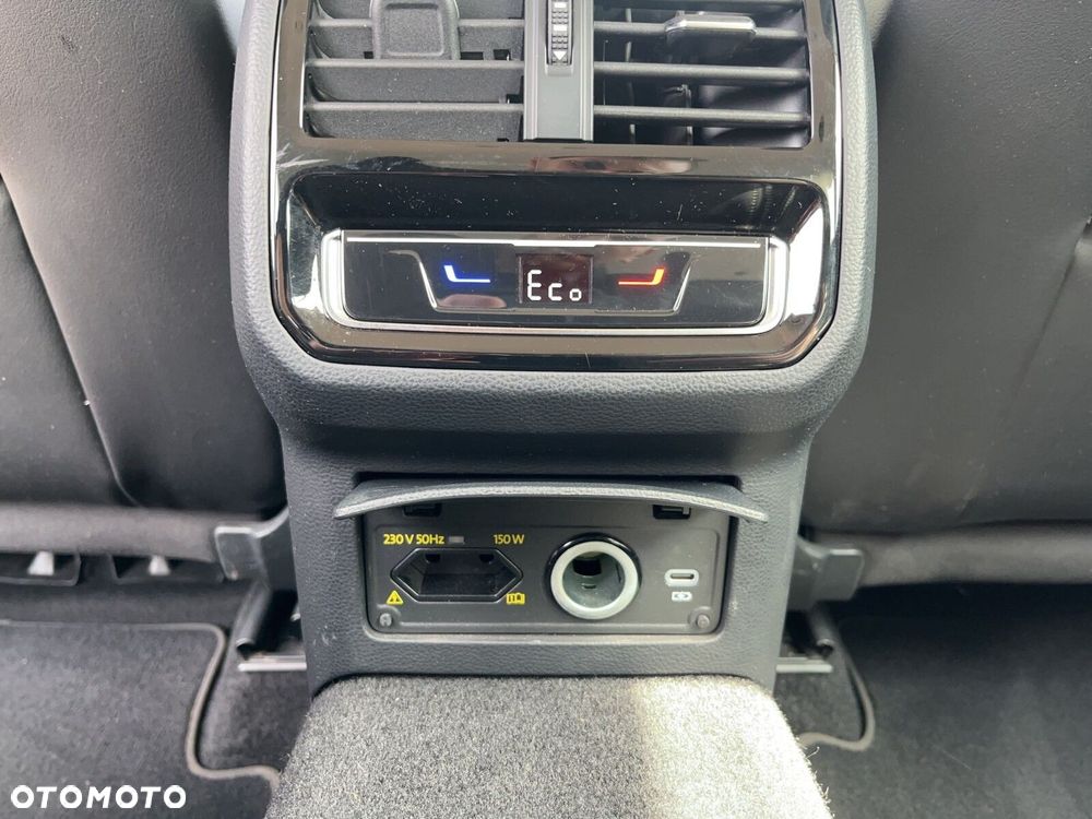 Volkswagen Passat Variant - 12