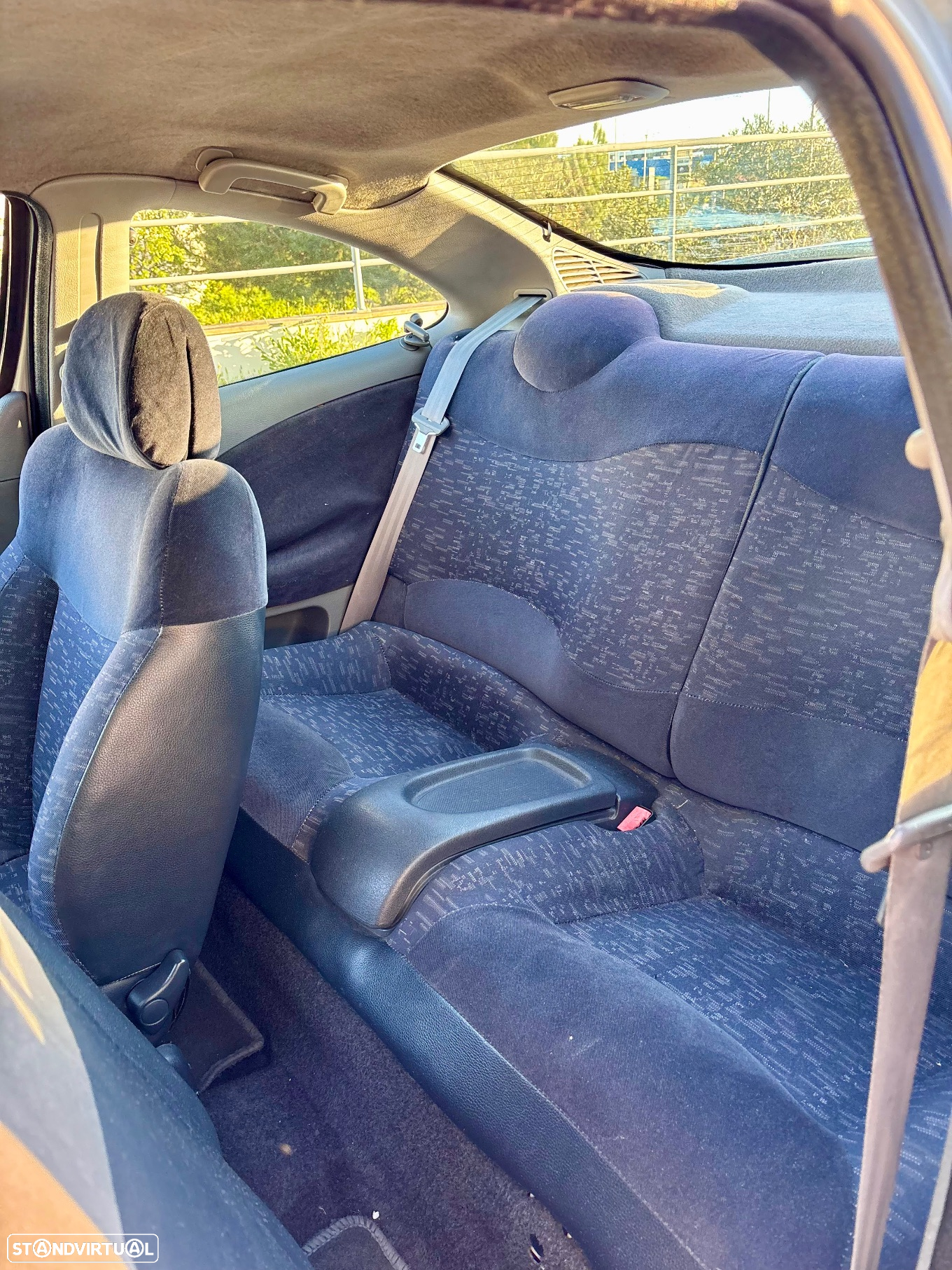 Renault Mégane Coupe 1.4 16V SL - 8