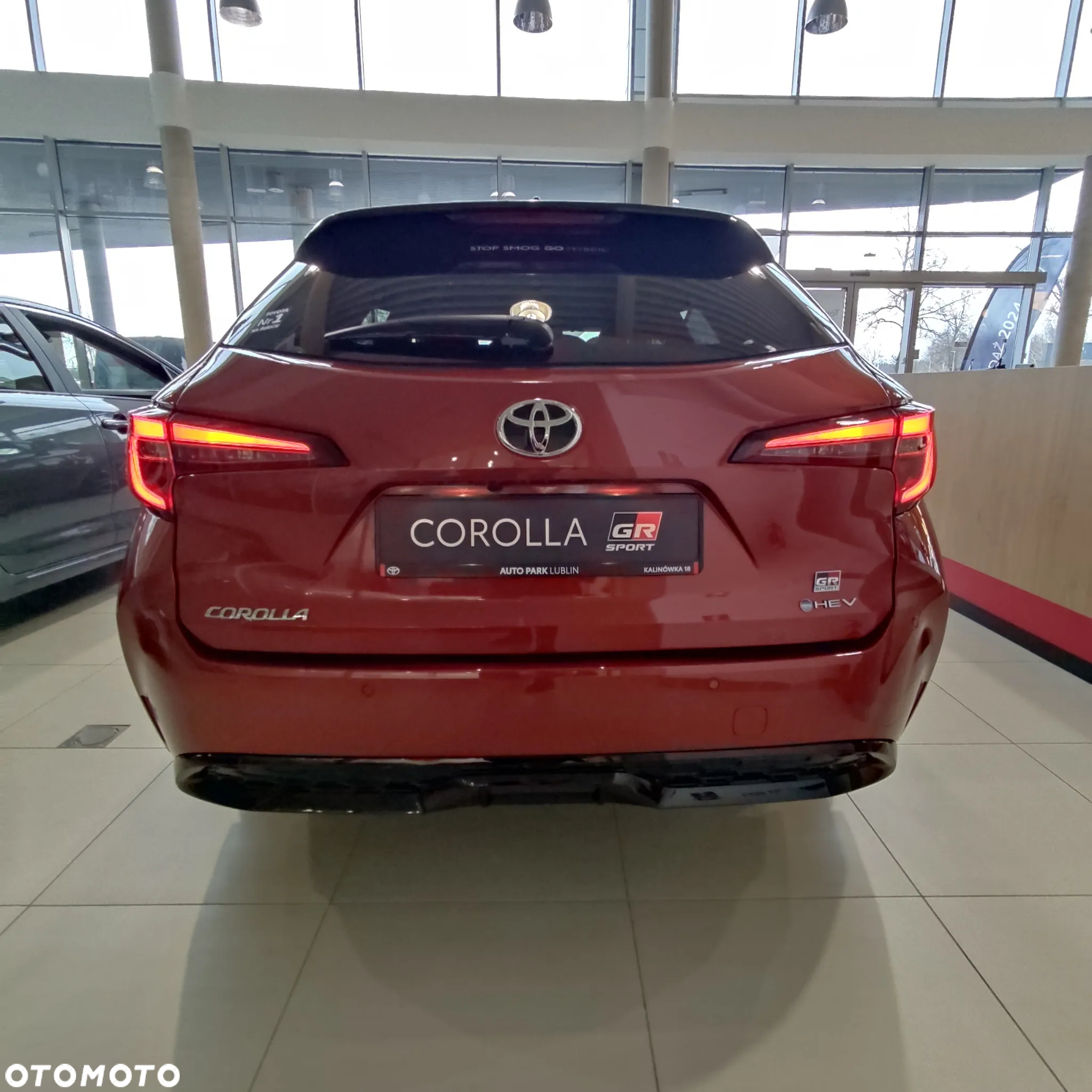 Toyota Corolla 1.8 Hybrid GR Sport - 10