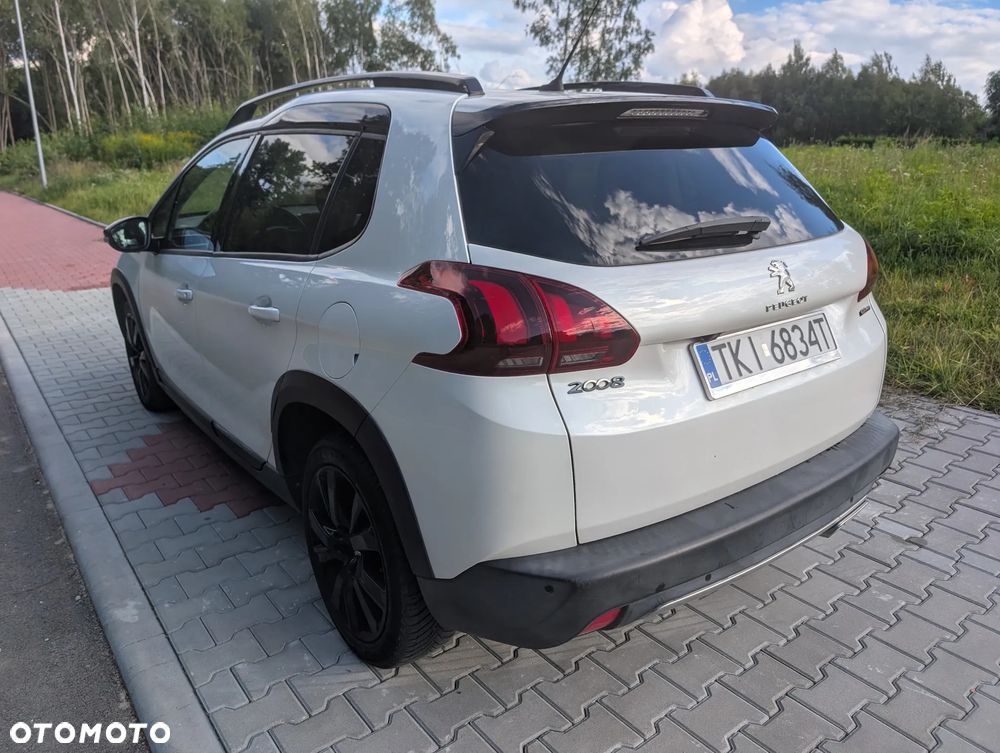 Peugeot 2008 PureTech 110 Stop&Start GT-Line Edition - 3