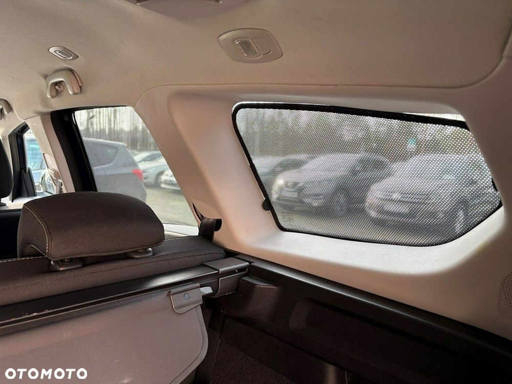 Renault Grand Scenic - 29