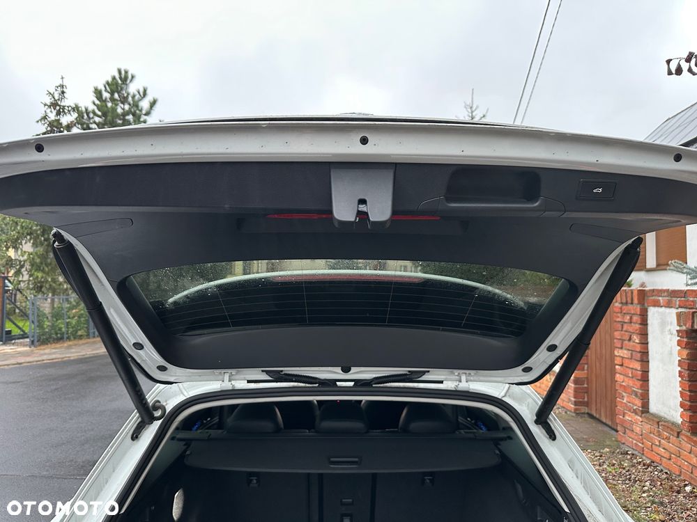 Volkswagen Passat 2.0 TDI SCR Style DSG - 11