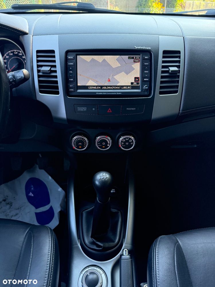 Mitsubishi Outlander 2.4 4WD Invite - 20