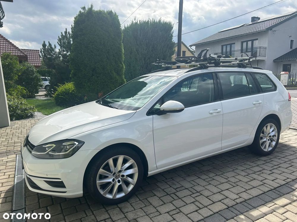Volkswagen Golf - 8