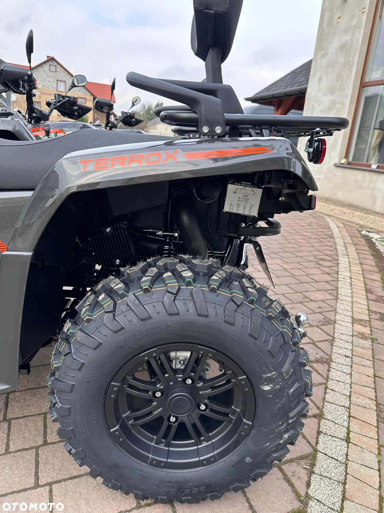 CFMoto CForce