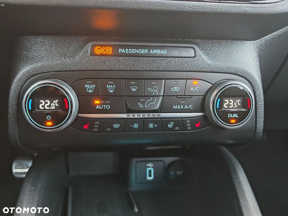 Ford Focus 1.5 EcoBlue Start-Stopp-System ST-LINE X - 8