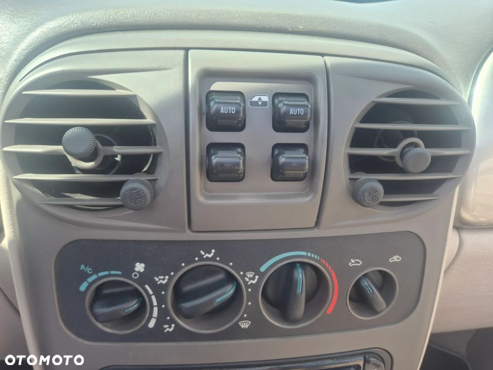 Chrysler PT Cruiser - 27