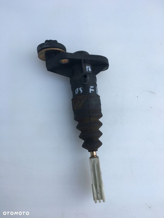 POMPKA SPRZĘGŁA VW AUDI 8E1721401K - 1