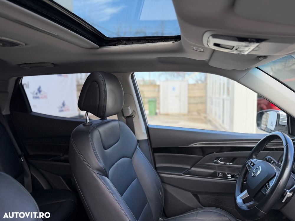 SsangYong Korando 1.6 e-XDi 4WD Aut. Amber - 23