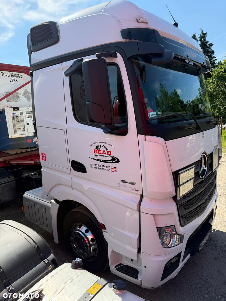 Mercedes-Benz Actros - 4