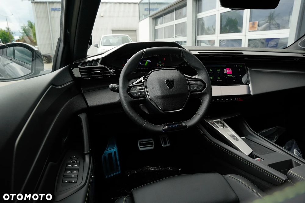 Peugeot 308 1.2 mHEV GT Exclusive S&S e-DCS6 - 12