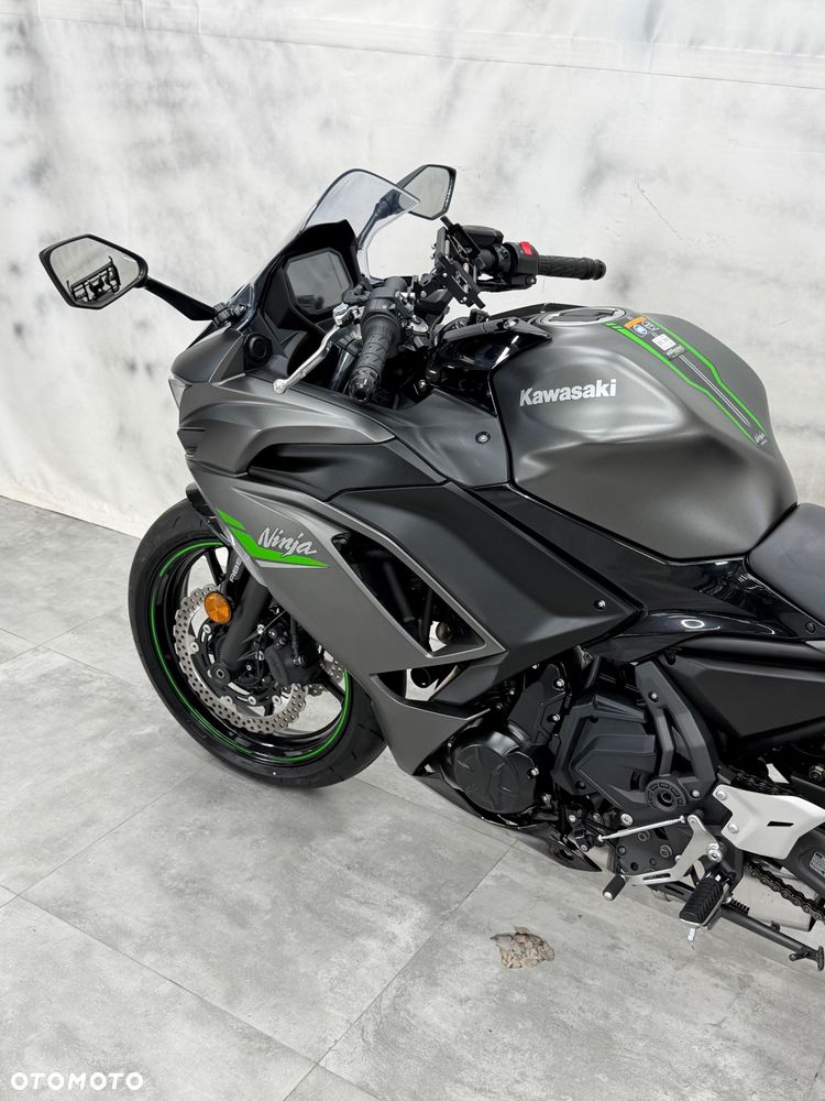 Kawasaki Ninja - 23