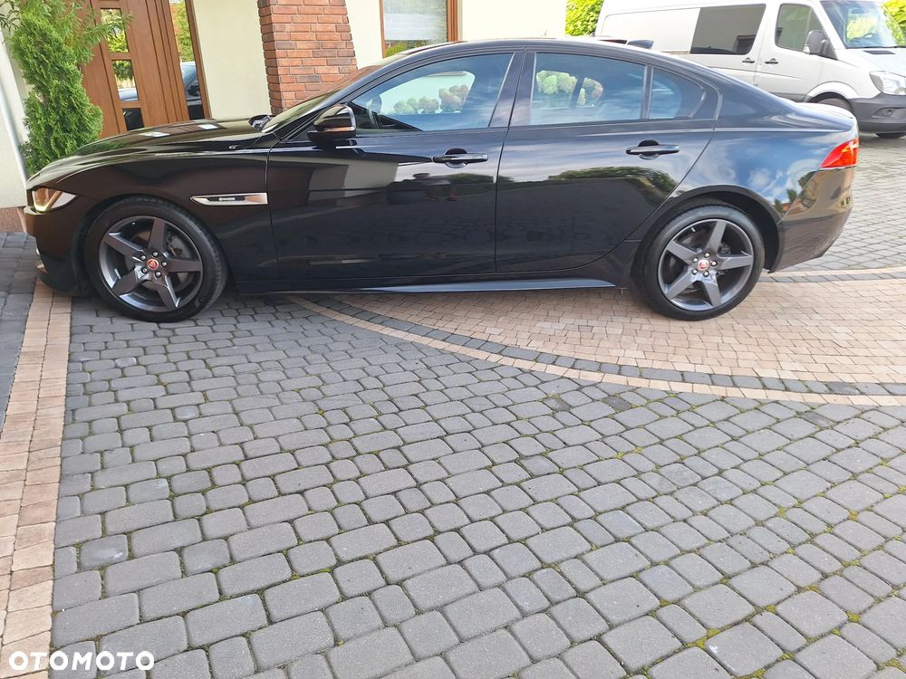 Jaguar XE 20d R-Sport - 12