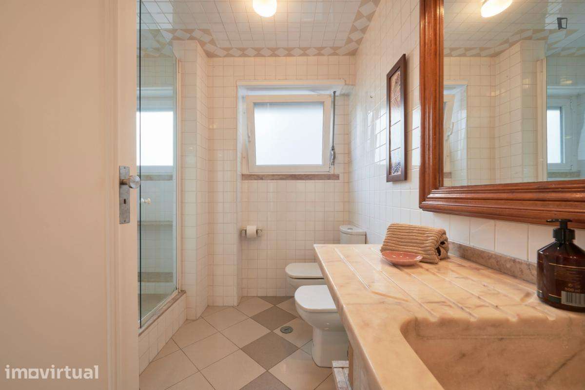 Quarto - localizado em Arroios Lisbon - Grande imagem: 3/24